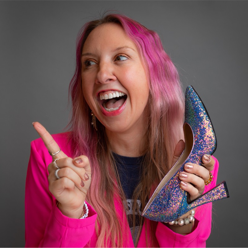 Lindy Kyzer Headshot